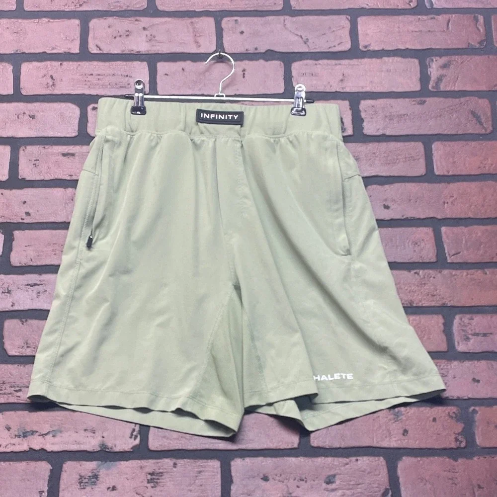 Alphalete Men's M Sand Green Gusset Performance Gym Shorts Zip Pocket